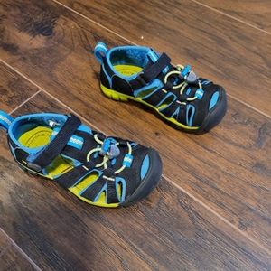 Keen sandals
